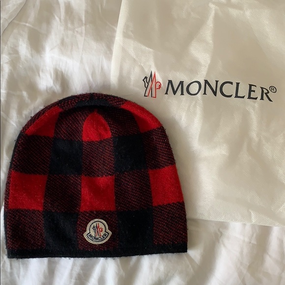 Moncler Red beanie unisex - Picture 1 of 6